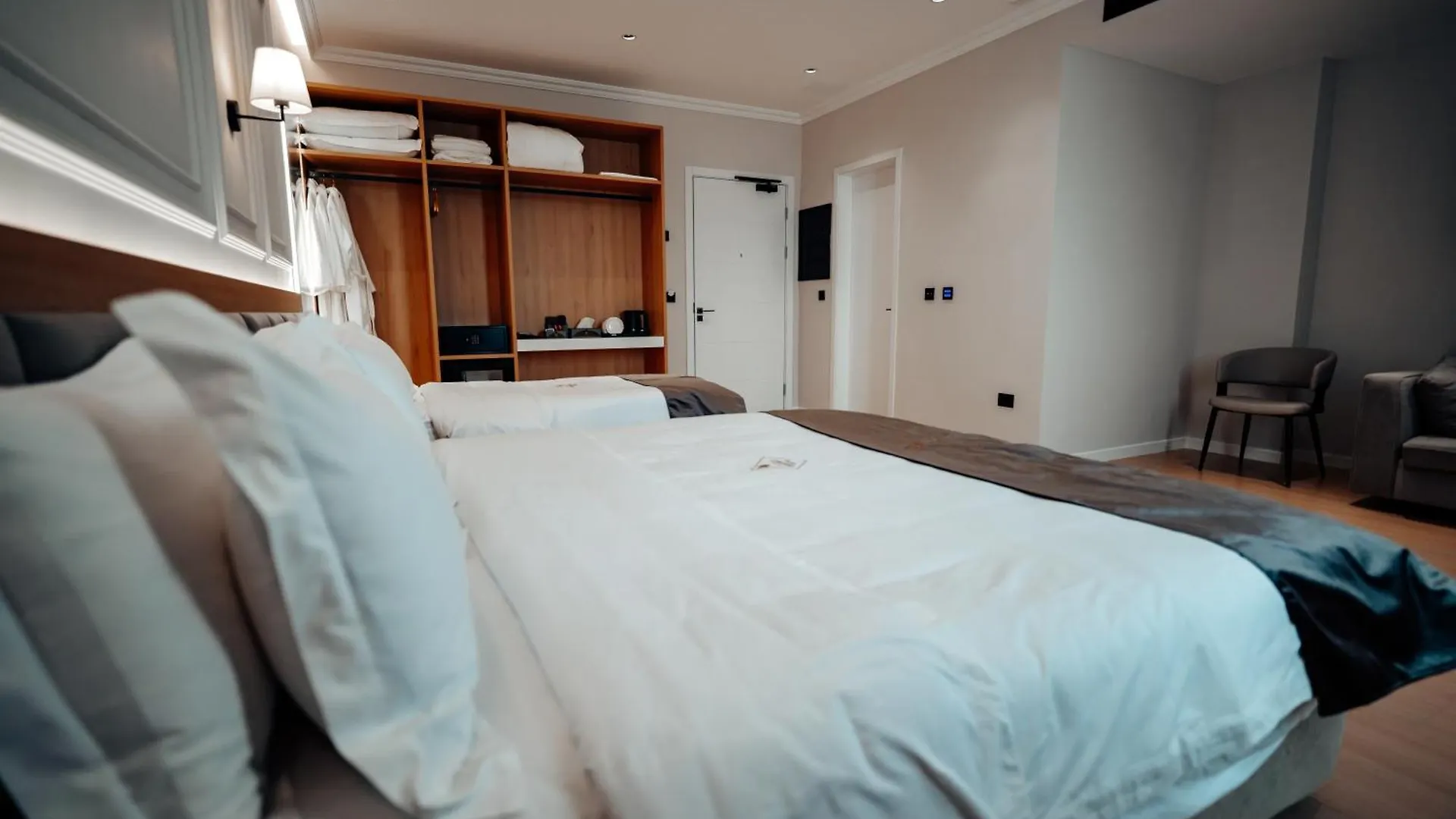 ****  Holiday Hotel Rinas Albania