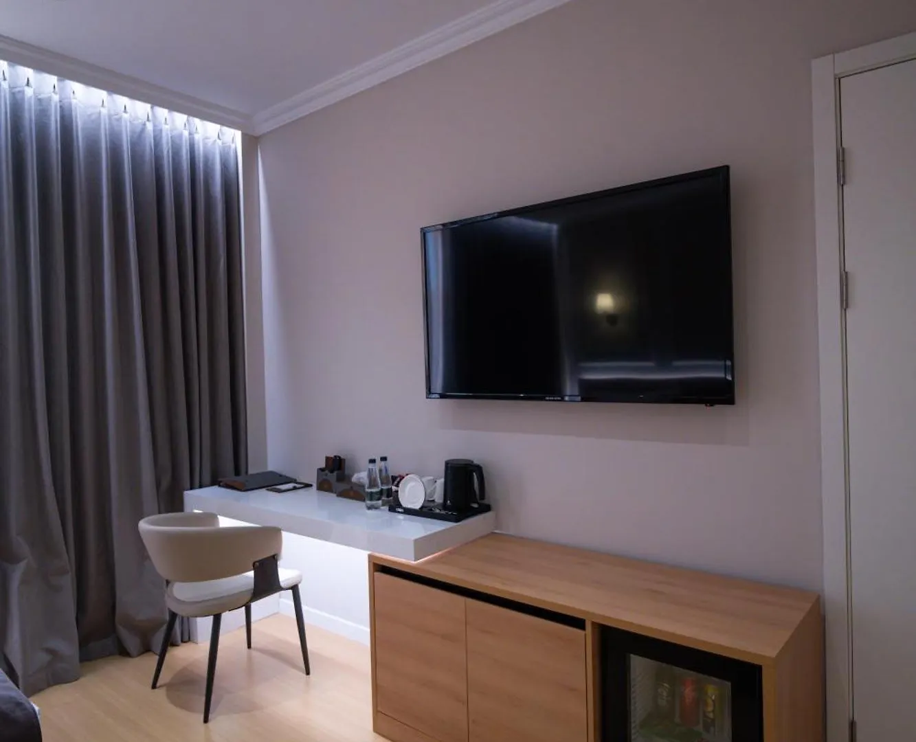 Holiday Hotel Rinas