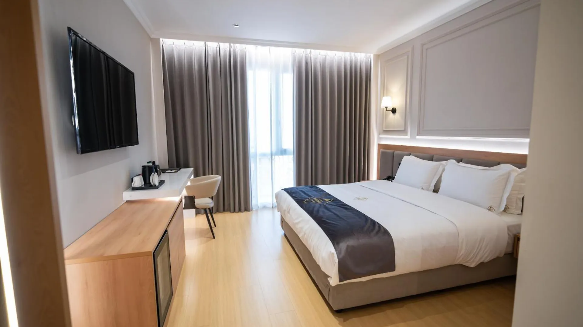 Holiday Hotel Rinas